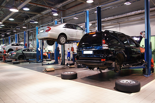 Can I Use an Independent Repair Shop and Still Keep My Car’s Warranty? | DRIVE AutoCare